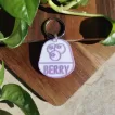 Dog Tag sau Breloc Personalizat - Medalion mov cu simbol Fructe de pădure