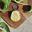 Dog Tag sau Breloc Personalizat - Medalion galben cu simbol Zeus