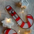 Candy Cane Personalizat - Decorațiune în formă de Acadică și Numele dorit