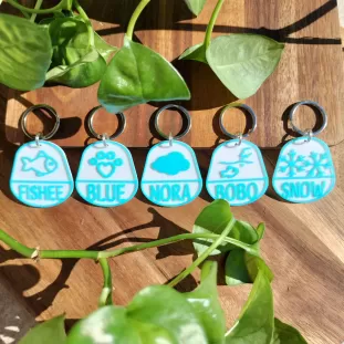 Dog Tag Personalizate - Medalioane sau brelocuri bleu cu diferite simboluri Nor Acvariu Peste Fulg Inima Labuta