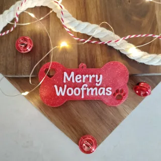 Decorațiune de Crăciun - Os Roșu cu mesaj "Merry Woofmas"